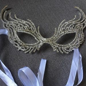 Beautiful Sparkling diamond masquerade mask